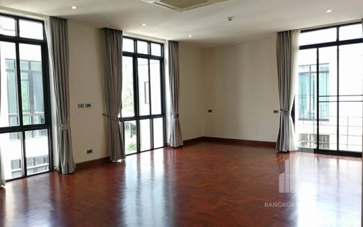 Modern House with Private Pool Sukhumvit 24, Phrom Phong