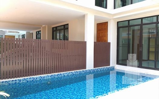 Modern House with Private Pool Sukhumvit 24, Phrom Phong
