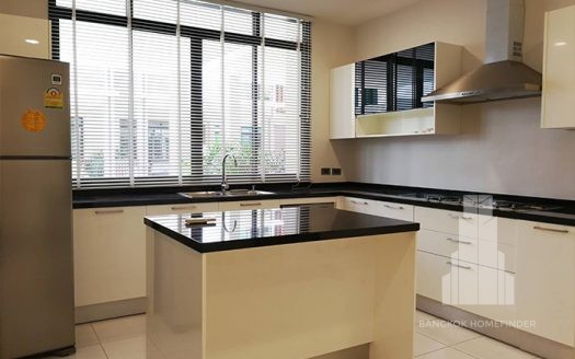 Modern House with Private Pool Sukhumvit 24, Phrom Phong