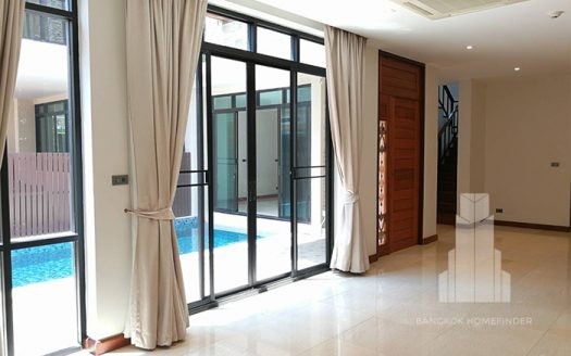 Modern House with Private Pool Sukhumvit 24, Phrom Phong